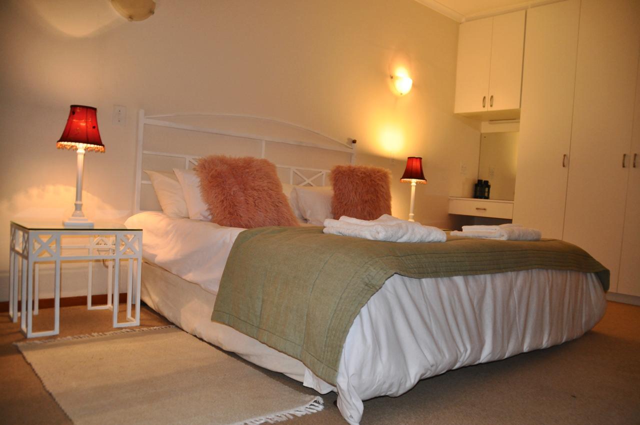 Clan Court Guesthouse Clanwilliam Exterior photo